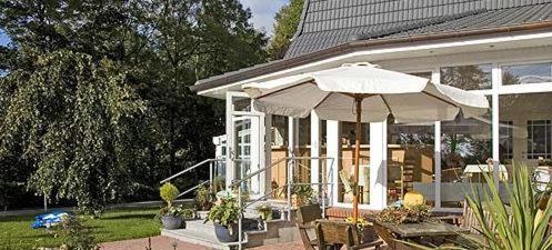 Hotel Herrlichkeit Dornum Janssen Exterior photo